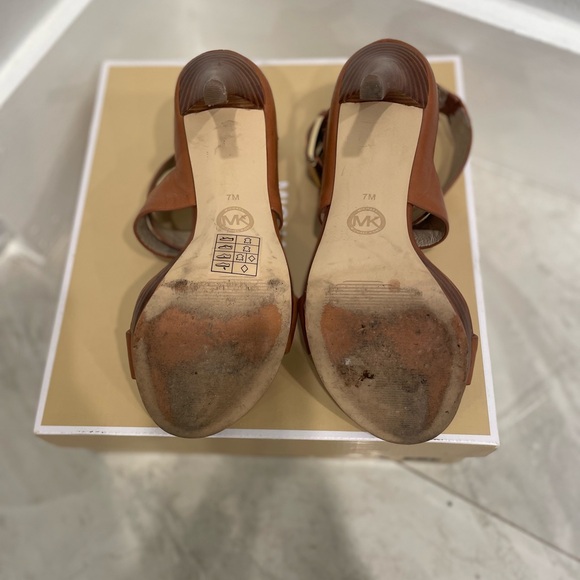 Michael Kors Josephine open toe heels - Picture 5 of 5